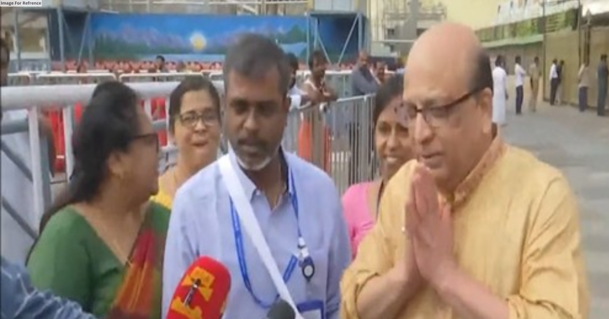 AP: Day ahead of launch, ISRO team visits Tirupathi temple with miniature model of Chandrayaan-3